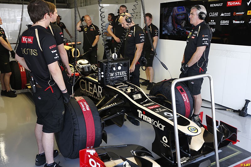 Kimi Raikkonen, Lotus E20, Practice, Formula One World Championship, Round 15, Japanese Grand Prix, Suzuka Circuit, Mie Prefecture, Japan. Friday 5 October 2012.