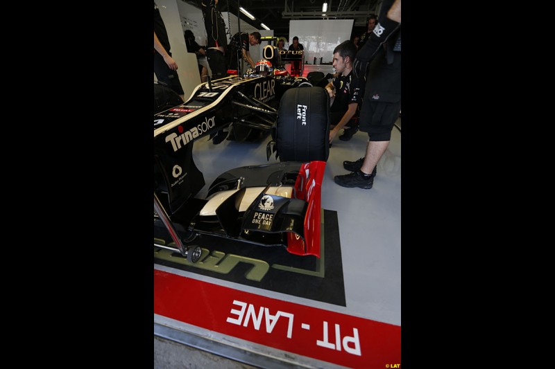 Lotus E20 front wing detail, Practice, Formula One World Championship, Round 15, Japanese Grand Prix, Suzuka Circuit, Mie Prefecture, Japan. Friday 5 October 2012.