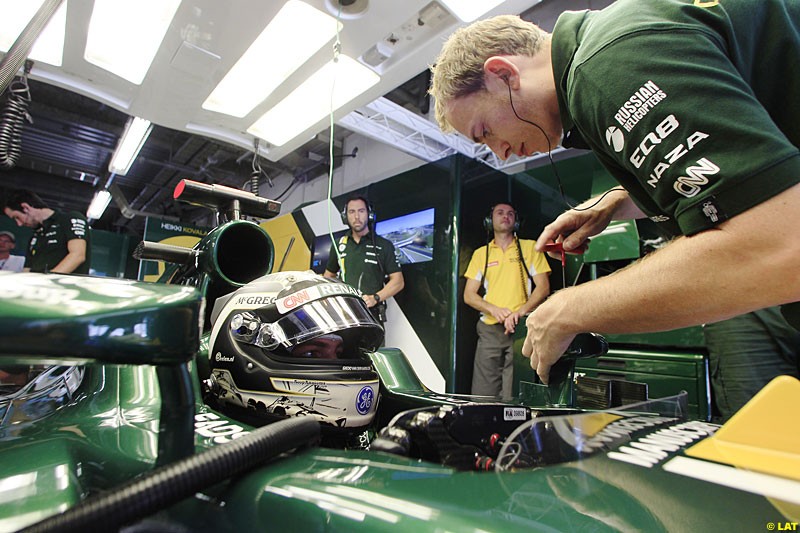 Giedo van der Garde, Caterham CT01,  Practice, Formula One World Championship, Round 15, Japanese Grand Prix, Suzuka Circuit, Mie Prefecture, Japan. Friday 5 October 2012. 