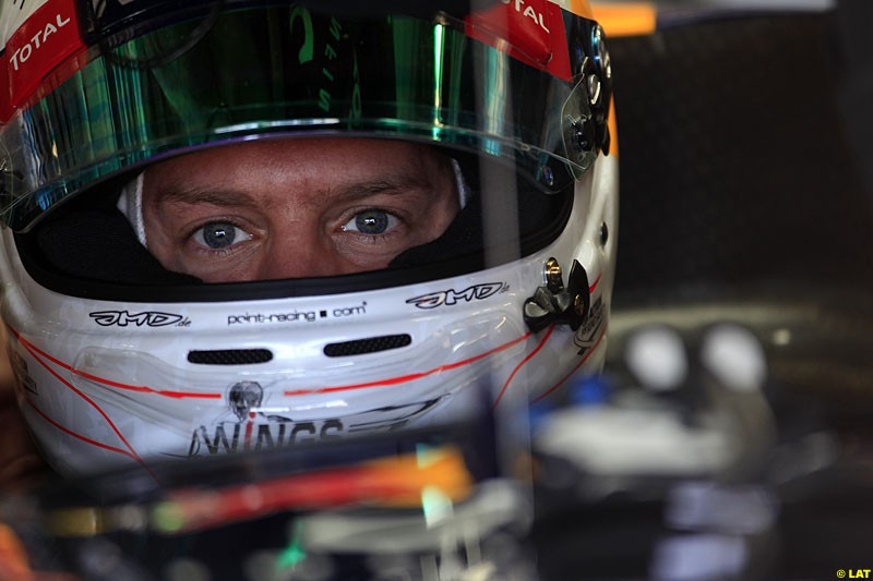 Sebastian Vettel, Red Bull Racing,  Practice, Formula One World Championship, Round 15, Japanese Grand Prix, Suzuka Circuit, Mie Prefecture, Japan. Friday 5 October 2012. 