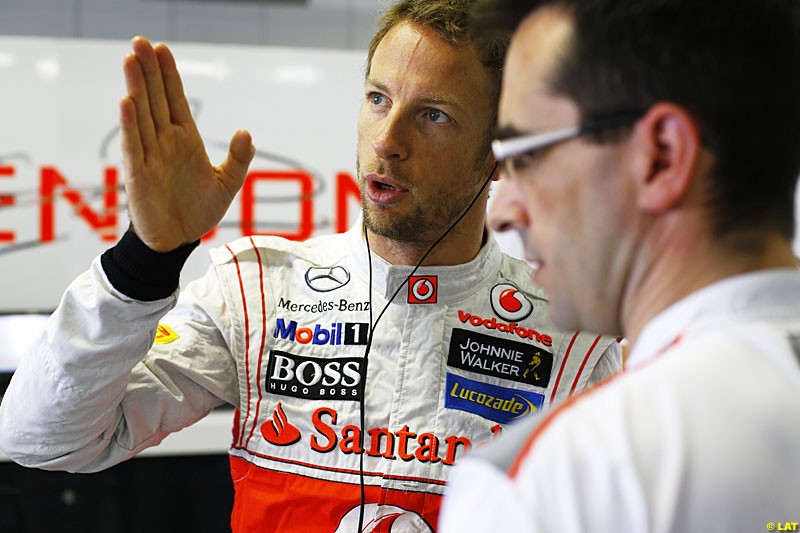 Jenson Button, McLaren,  Practice, Formula One World Championship, Round 15, Japanese Grand Prix, Suzuka Circuit, Mie Prefecture, Japan. Friday 5 October 2012. 