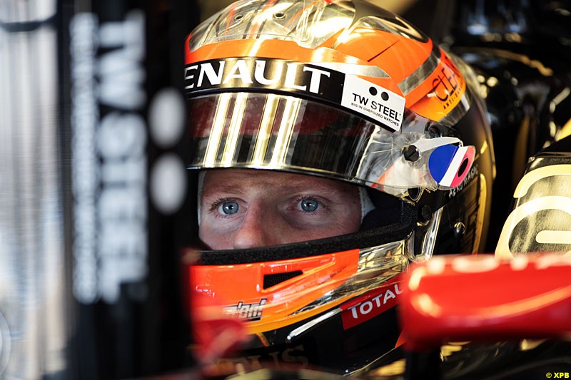 Romain Grosjean, Lotus F1 Team,  Practice, Formula One World Championship, Round 15, Japanese Grand Prix, Suzuka Circuit, Mie Prefecture, Japan. Friday 5 October 2012. 