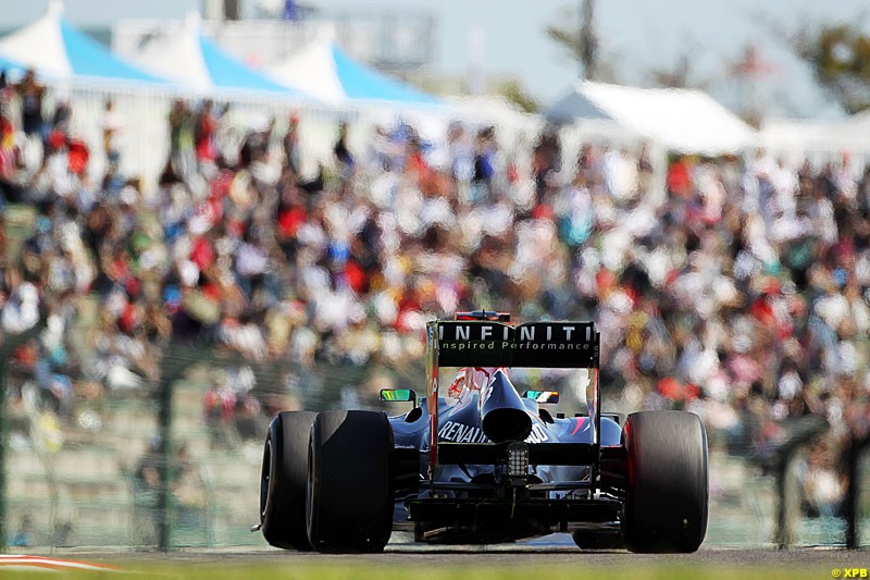 Sebastian Vettel, Red Bull RB8,   Practice, Formula One World Championship, Round 15, Japanese Grand Prix, Suzuka Circuit, Mie Prefecture, Japan. Friday 5 October 2012. 