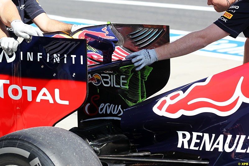 Red Bull RB8 rear wing detail, Practice, Formula One World Championship, Round 15, Japanese Grand Prix, Suzuka Circuit, Mie Prefecture, Japan. Friday 5 October 2012.