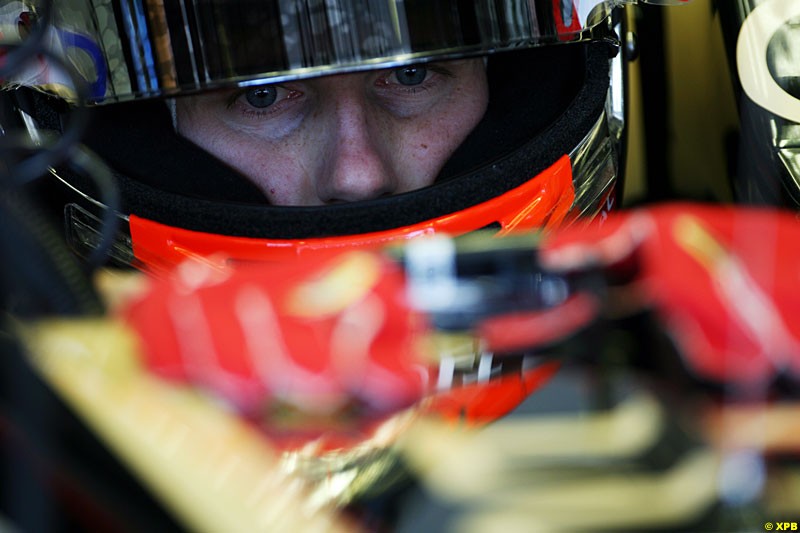 Romain Grosjean, Lotus F1 Team,  Practice, Formula One World Championship, Round 15, Japanese Grand Prix, Suzuka Circuit, Mie Prefecture, Japan. Friday 5 October 2012. 