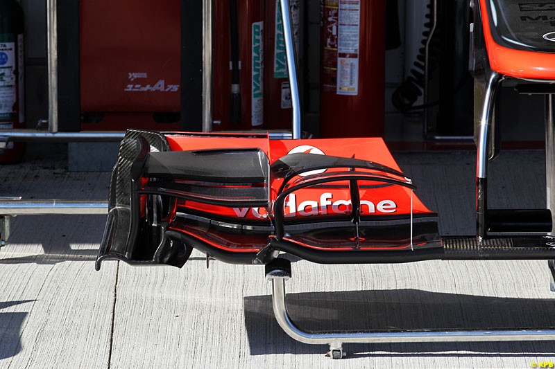 McLaren MP4-27 front wing detail, Practice, Formula One World Championship, Round 15, Japanese Grand Prix, Suzuka Circuit, Mie Prefecture, Japan. Friday 5 October 2012.