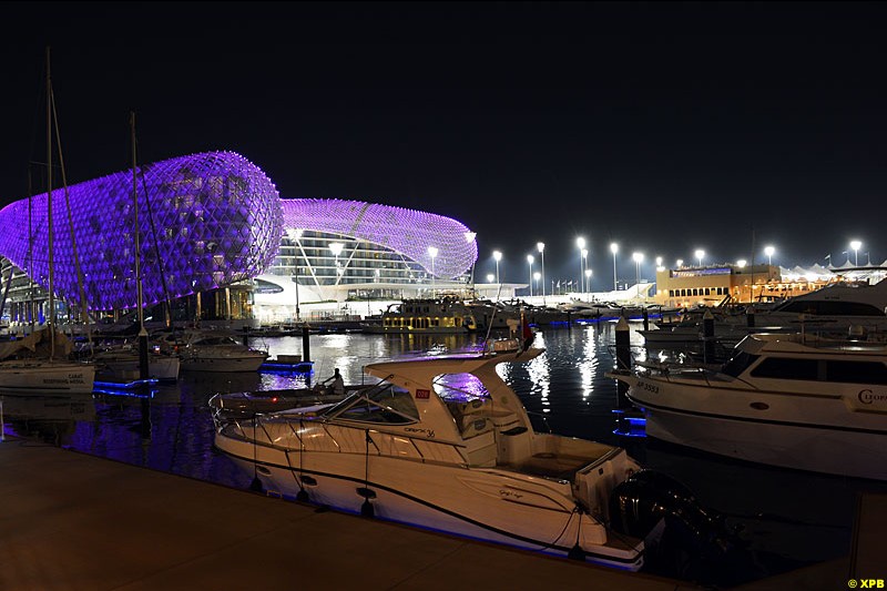 The Yas Viceroy Hotel,  Formula One World Championship, Round 18, Abu Dhabi Grand Prix, Yas Marina Circuit, United Arab Emirates. Thursday 1 November 2012. 