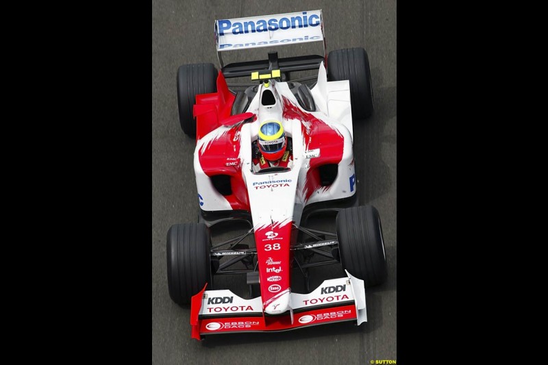 Ricardo Zonta, Toyota, British GP, Friday July 9th, 2004.