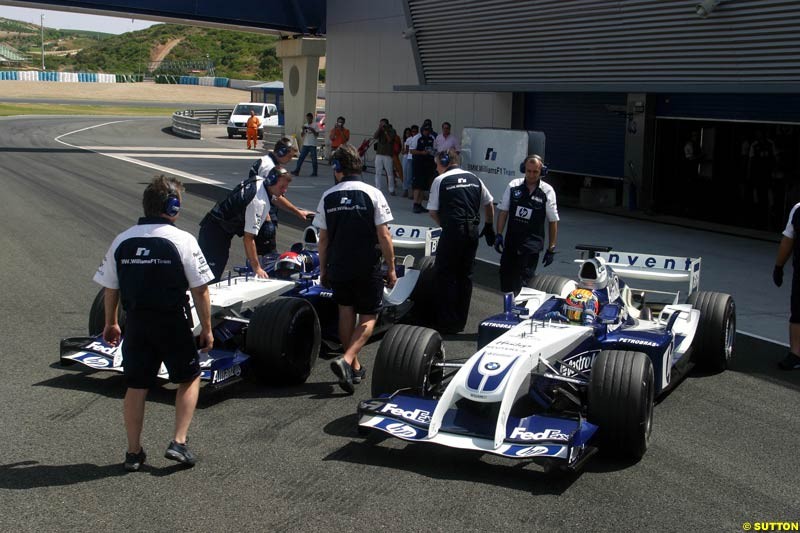 Antonio Pizzonia  and   Marc Gene, BMW-Williams;  Jerez testing, Friday July 16th, 2004.