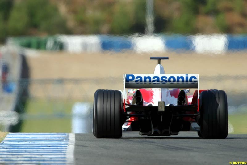 Toyota,  Jerez testing, Friday July 16th, 2004.