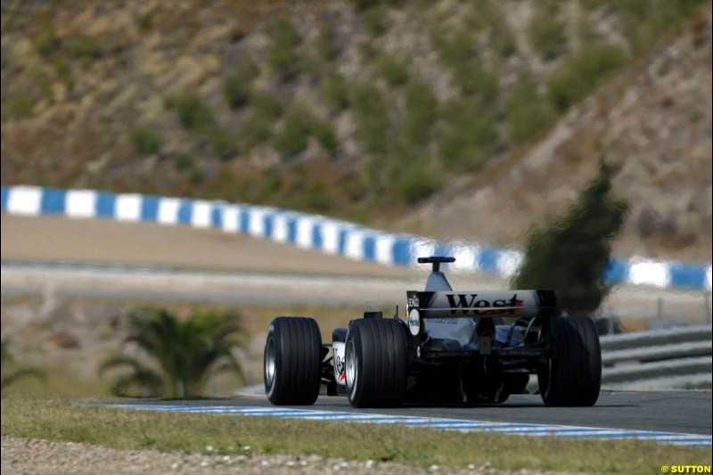 Mclaren-Mercedes, Jerez testing, Friday July 16th, 2004.