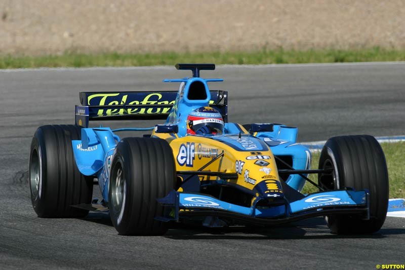 Fernando Alonso, Renault, Jerez testing, Thursday July 15th, 2004.