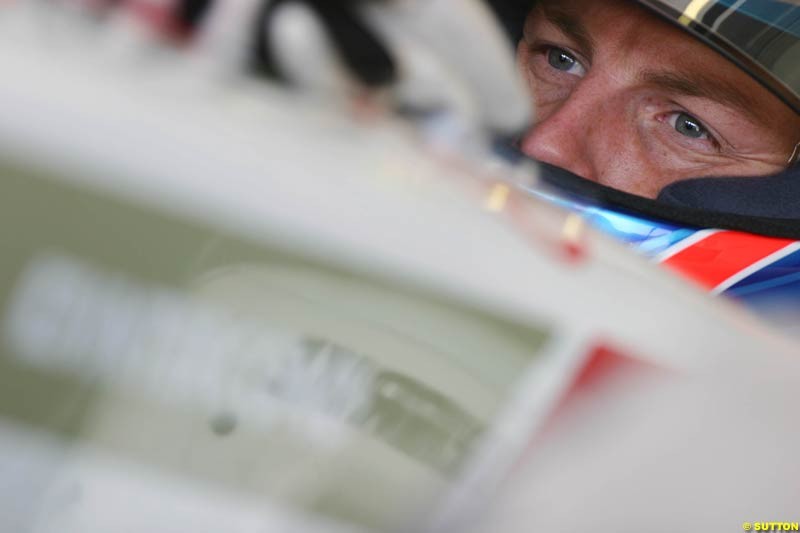 Jenson Button, BAR-Honda, Jerez testing, Thursday July 15th, 2004.