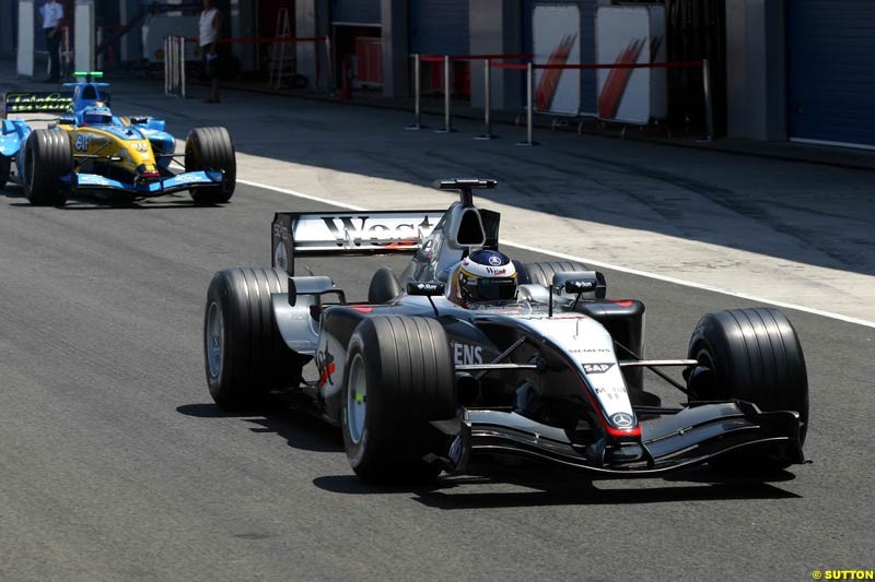 Pedro de la Rosa, McLaren-Mercedes,  Jerez testing, Wednesday July 14th, 2004.