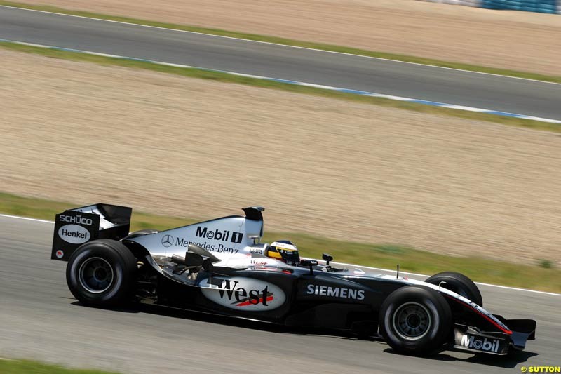 Pedro de la Rosa, McLaren-Mercedes,  Jerez testing, TuesdayJuly 13th, 2004.