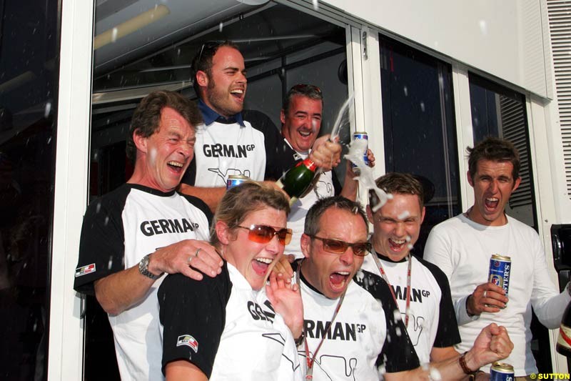 BAR pitstop challenge, German GP, Thursday July 22nd, 2004.