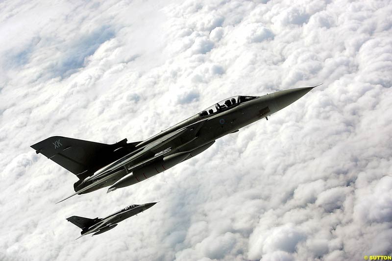 Tornado, Jordan Meet the Royal Air Force, VC10 Air-to-Air Refuelling, RAF Brize Norton, England. 24 August 2004.