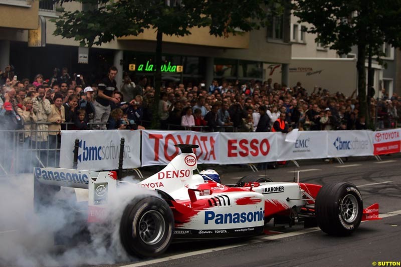 Olivier Panis, Toyota, Toyota City Grand Prix, Cologne, Germany; August 22nd, 2004.