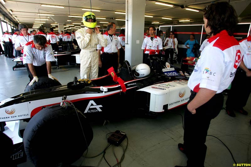 Minardi F1x2 Charity Grand Prix, Kyalami, Johannesburg. South Africa, 5-9 August 2004.