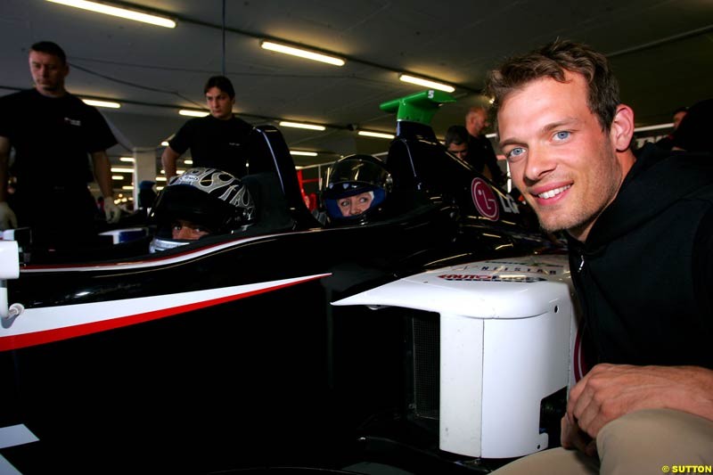 Minardi F1x2 Charity Grand Prix, Kyalami, Johannesburg. South Africa, 5-9 August 2004.