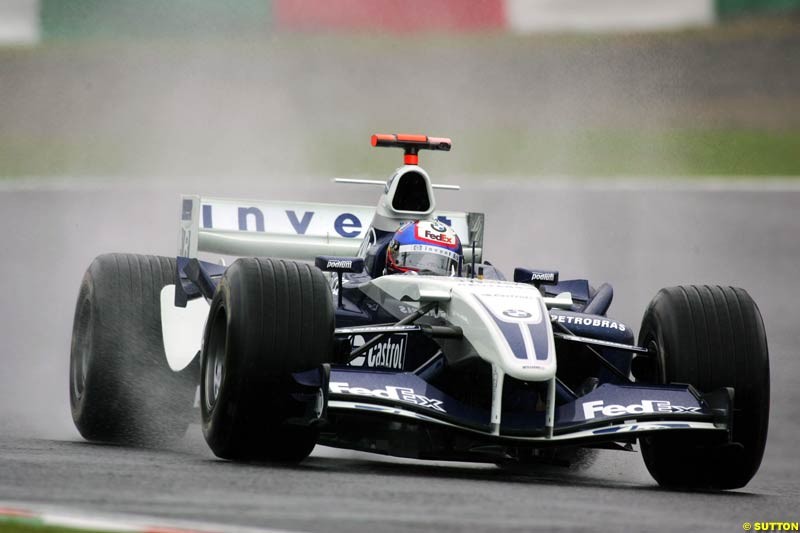 2004 Japanese GP Friday