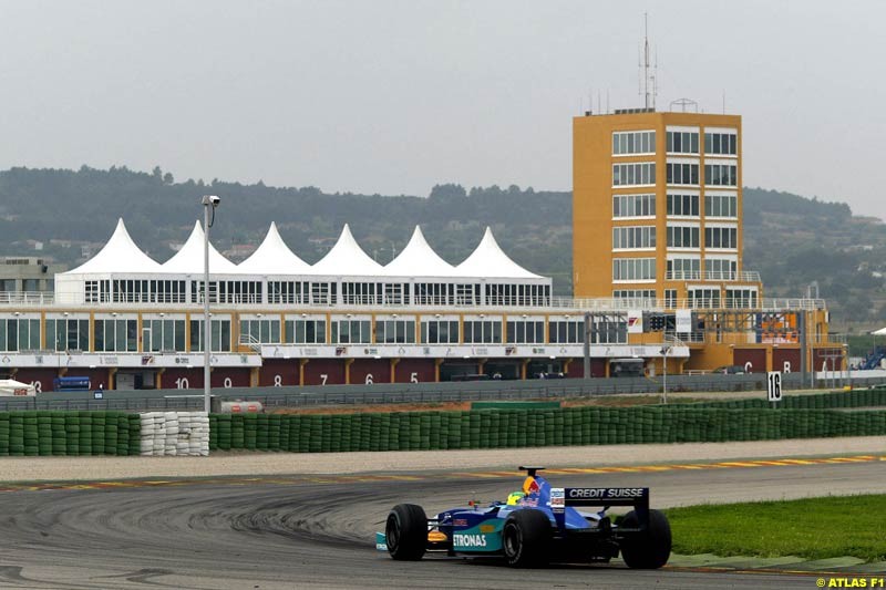Felipe Massa, Sauber, 2002 Formula One Testing, Valencia, Spain. 30th April 2002.