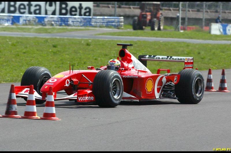 Luciano Burti, 2002 Formula One Testing, Monza, Italy. 16-18 April 2002. 