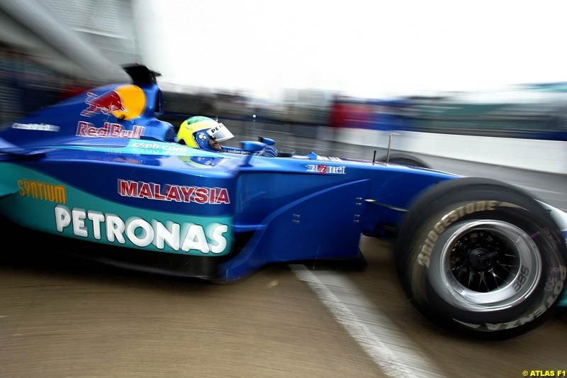 Felipe Massa, Sauber, 2002 Formula One Testing, Silverstone, England. 29th May 2002. 
