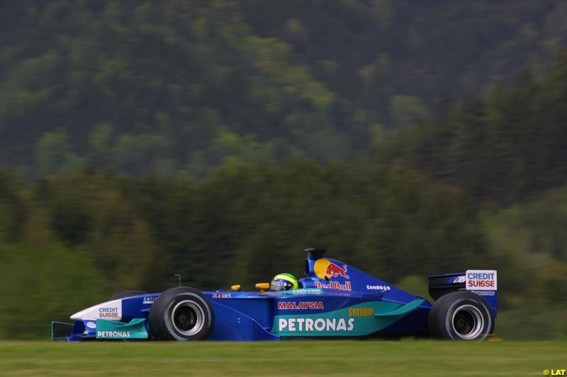 2002 Austrian Grand Prix - Friday free practice. A1 Ring, Austria. 10th May 2002.