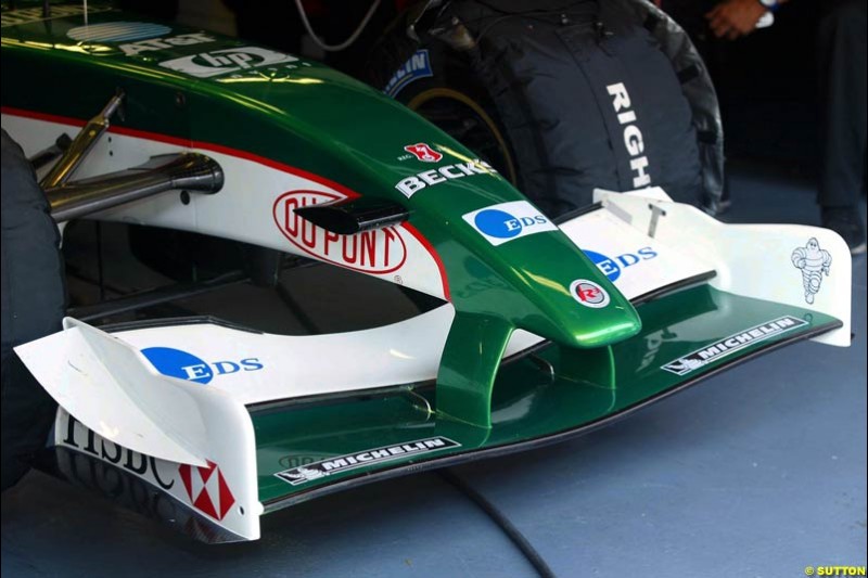 Eddie Irvine (GBR) tests the revised Jaguar R3B. Formula One Testing, Barcelona, Spain, 27 June 2002.