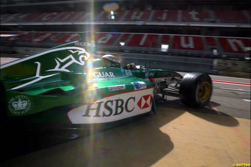 Eddie Irvine (GBR) Jaguar. Formula One Testing, Barcelona, Spain, 27 June 2002.