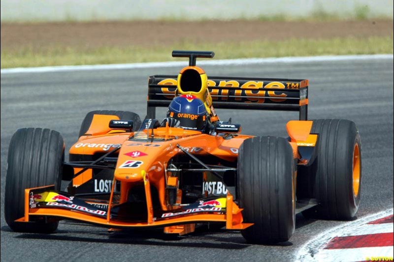 Heinz-Harald Frentzen (GER) Arrows Cosworth A23. Formula One Testing, Barcelona, Spain, 27 June 2002.