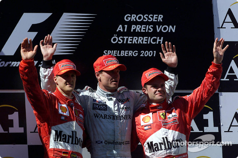 Podyum: Michael Schumacher, David Coulthard ve disappointed Rubens Barrichello