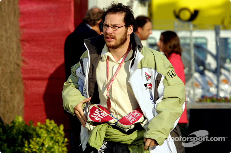 Jacques Villeneuve en el paddock