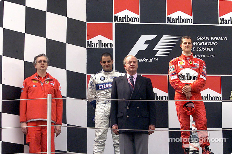 El podio: Juan Pablo Montoya, el Rey Juan Carlos y Michael Schumacher