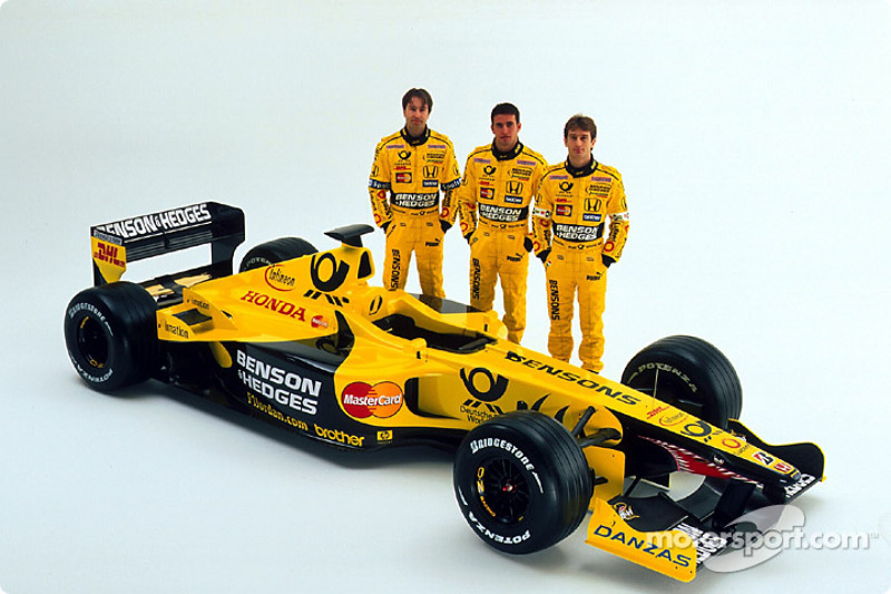 2001: Heinz-Harald Frentzen, Ricardo Zonta (piloto reserva e de testes) e Jarno Trulli, Jordan