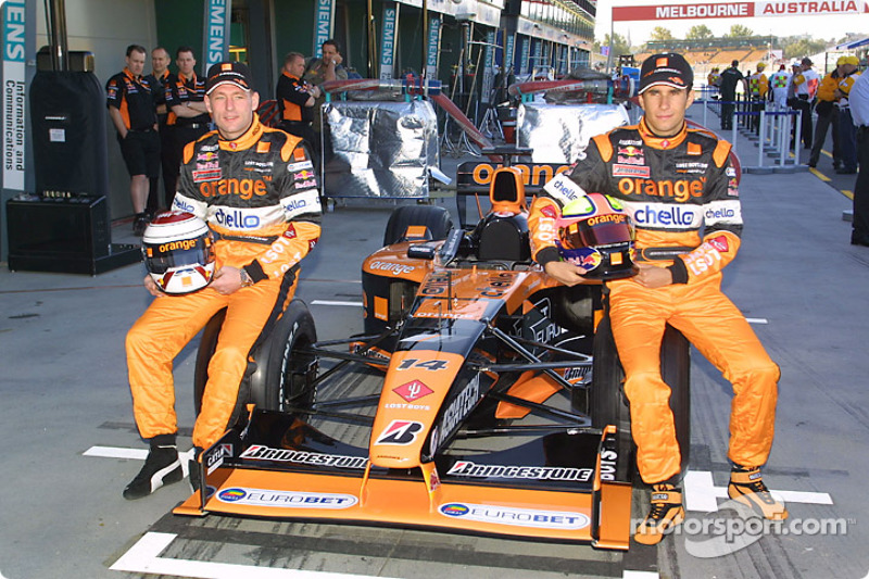 Jos Verstappen y Enrique Bernoldi con el Arrows A22