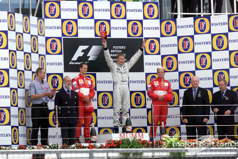Podyum: Michael Schumacher, Mika Hakkinen ve Rubens Barrichello