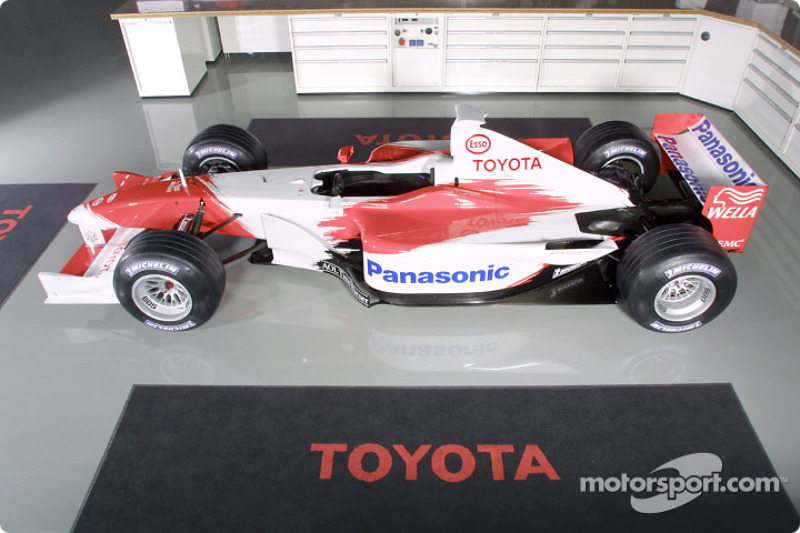 The 2001 Toyota Formula 1 TF102