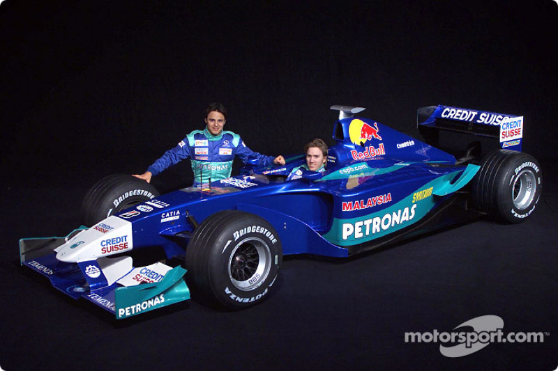 Felipe Massa and Nick Heidfeld with the new Sauber Petronas C21