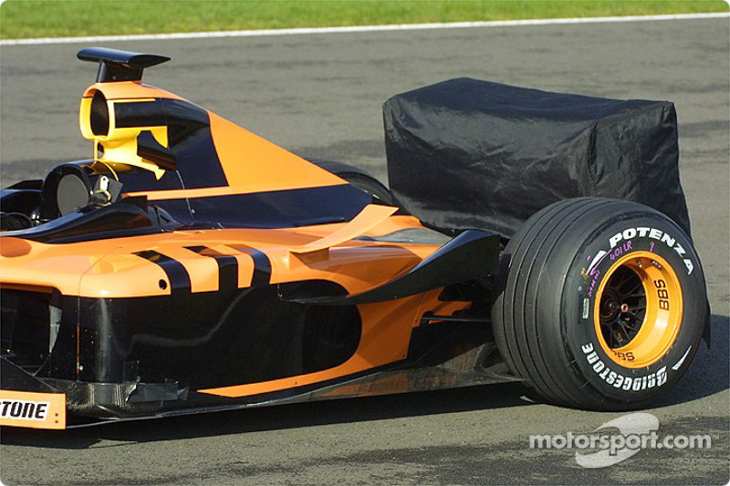 Arrows, track
