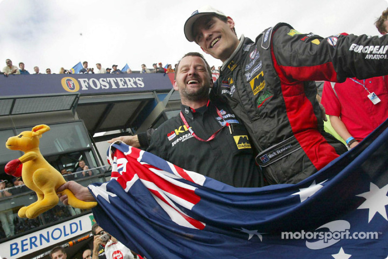 Mark Webber, Paul Stoddart et le kangourou boxeur