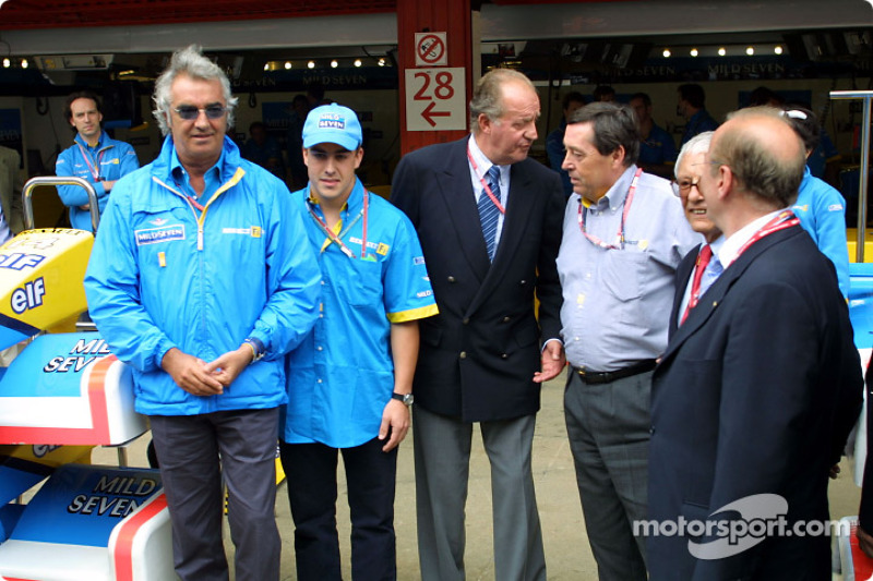 Flavio Briatore, Fernando Alonso, el Rey Juan Carlos y Patrick Faure