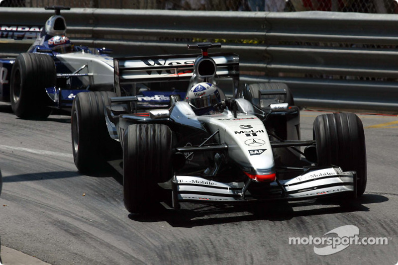 David Coulthard leading Juan Pablo Montoya