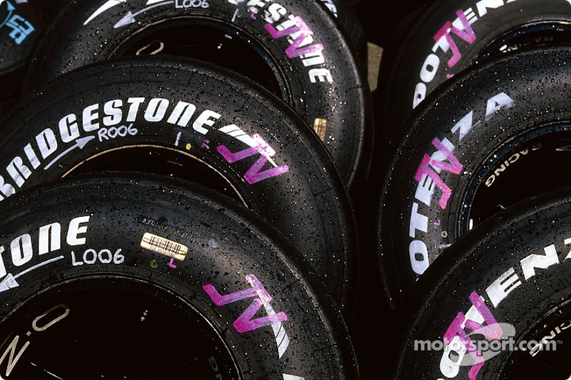 Jacques Villeneuve's tires are ready