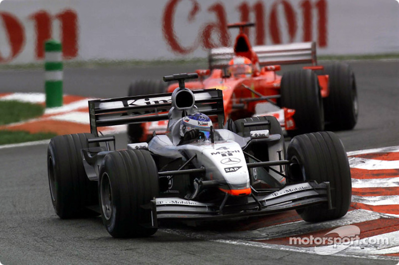 Kimi Raikkonen y Michael Schumacher