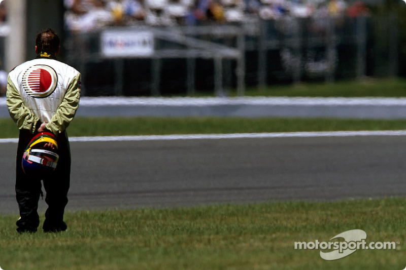 Jacques Villeneuve hors de la course