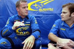 Tommi Makinen con el ingeniero Phil Keed