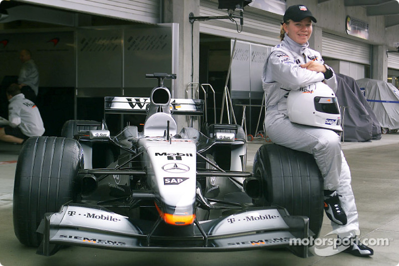 Sarah Fisher (2002)