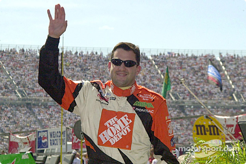 2002: Der erste NASCAR-Titel
